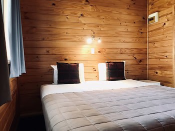 Bounty Motel