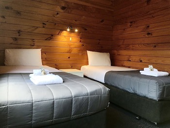 Bounty Motel