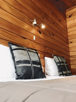 Bounty Motel