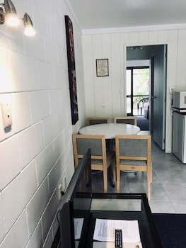 Bounty Motel