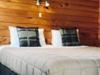 Bounty Motel