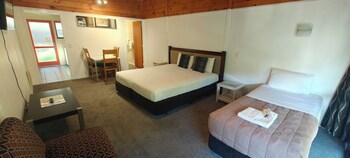 Bounty Motel