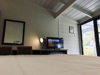 Bounty Motel
