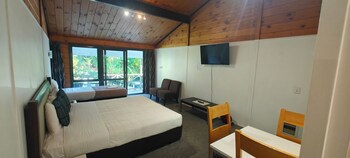 Bounty Motel