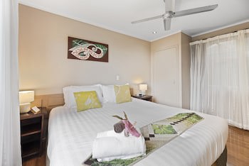 Broad Leaf Villas