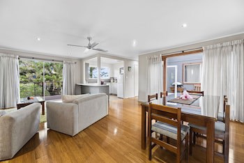 Broad Leaf Villas