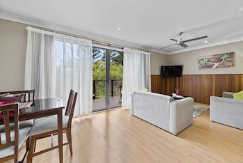 Broad Leaf Villas
