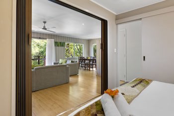 Broad Leaf Villas