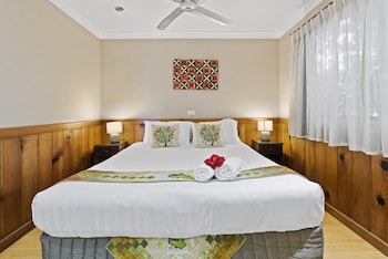 Broad Leaf Villas