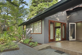 Broad Leaf Villas