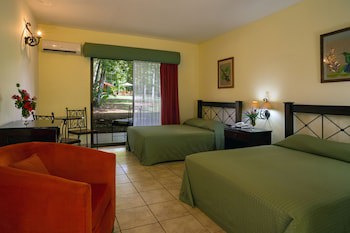 Cano Negro Natural Lodge