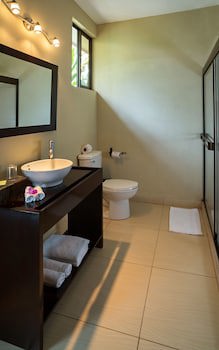 Cano Negro Natural Lodge