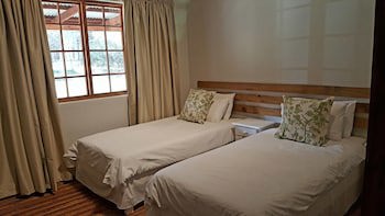 Bella Manga Country Escape