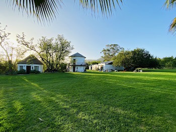 Bella Manga Country Escape