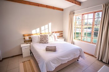 Bella Manga Country Escape