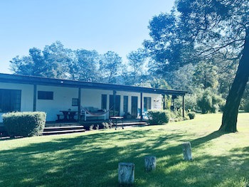 Bella Manga Country Escape