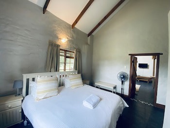 Bella Manga Country Escape