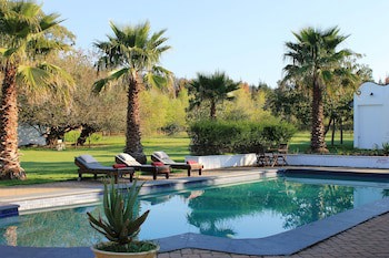 Bella Manga Country Escape