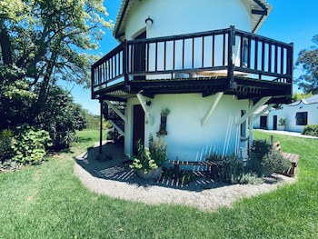 Bella Manga Country Escape