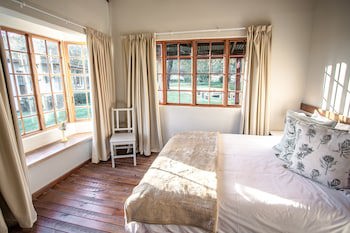 Bella Manga Country Escape
