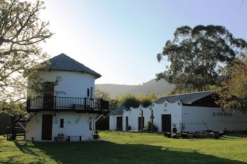 Bella Manga Country Escape