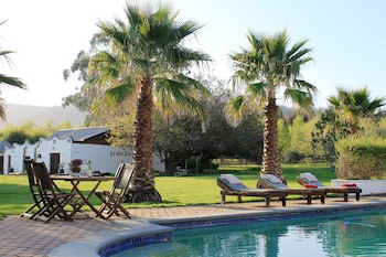 Bella Manga Country Escape