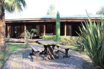 Bella Manga Country Escape
