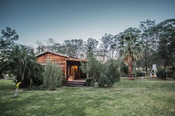 Bella Manga Country Escape