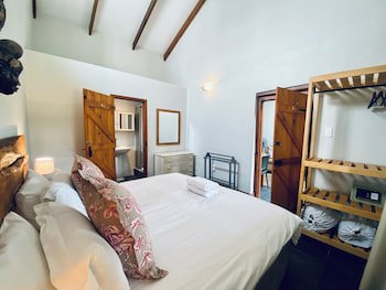 Bella Manga Country Escape