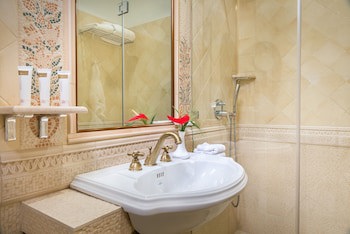 Frederic Koklen Boutique Hotel