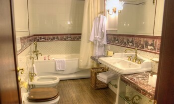 Frederic Koklen Boutique Hotel