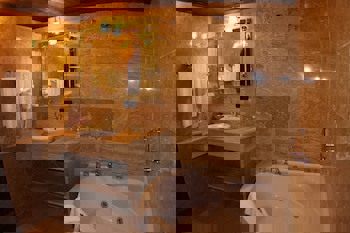 Cappa Villa Cave Hotel & Spa