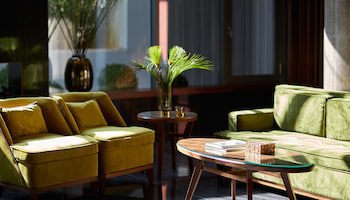Maestral Resort & Casino