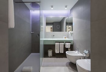 Varzinn Hotel (Adults Only)