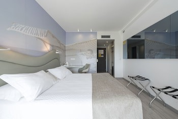 Varzinn Hotel (Adults Only)