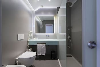 Varzinn Hotel (Adults Only)