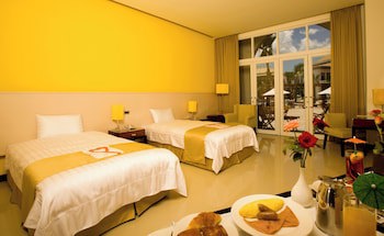 Papago International Resort