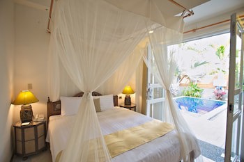 Papago International Resort