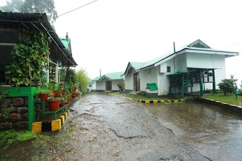 Deshadan Mountain Resort
