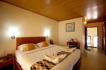 Deshadan Mountain Resort
