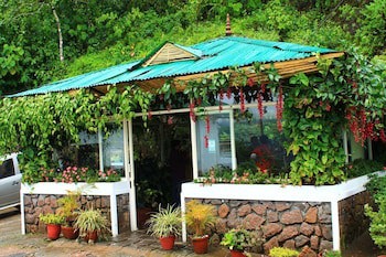 Deshadan Mountain Resort