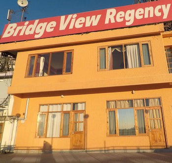 Bridge View Regency
