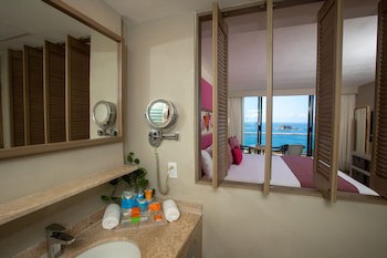 Sunscape Dorado Pacifico Ixtapa Resort & Spa - All Inclusive