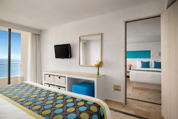 Sunscape Dorado Pacifico Ixtapa Resort & Spa - All Inclusive