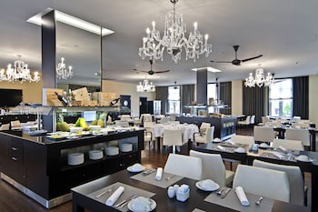 Sana Silver Coast Hotel