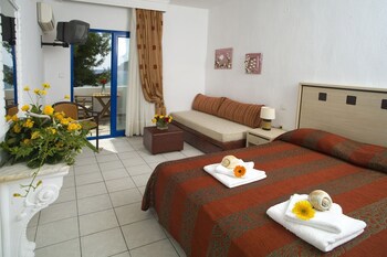 Porto Koufo Hotel galeri fotoğrafı