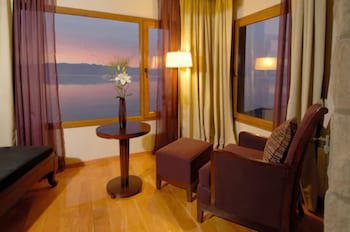 Alma Del Lago Suites & Spa