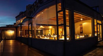 Alma Del Lago Suites & Spa