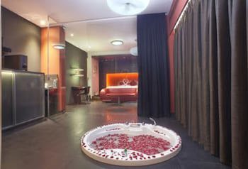 Fahrenheit Hotel