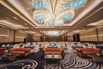 Crowne Plaza New Delhi Rohini, An Ihg Hotel